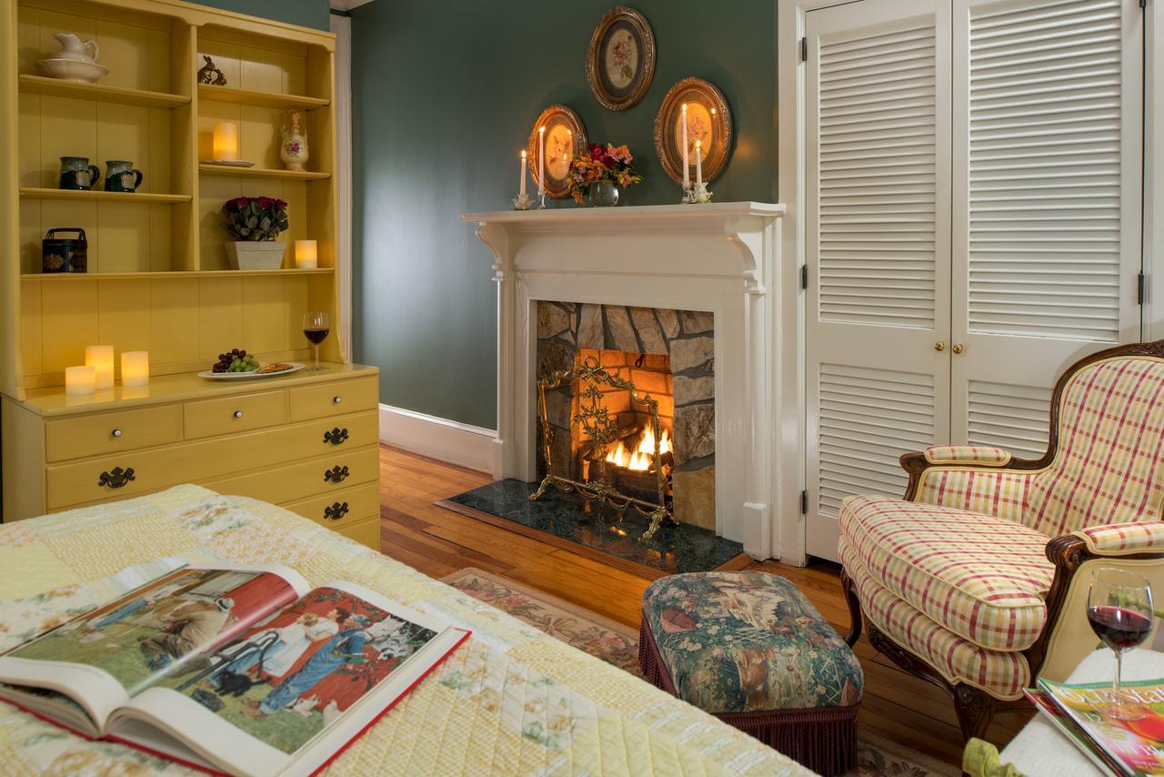 The Yellow House On Plott Creek Waynesville Bagian luar foto